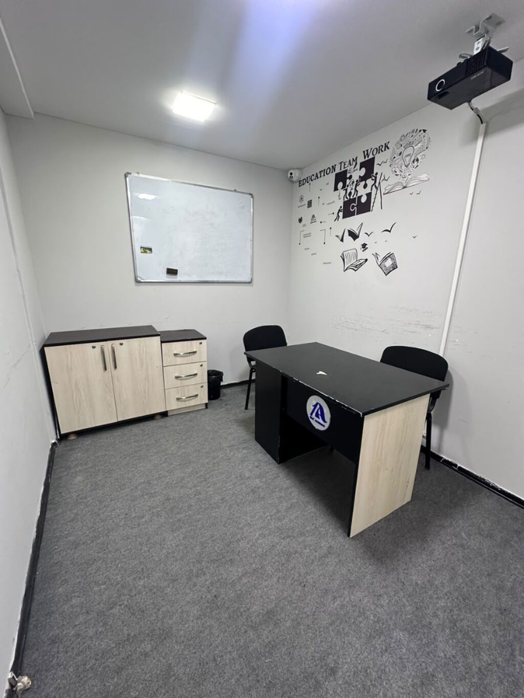 OFİS OTAĞI İCARƏYƏ VERİLİR Ünvan: Həsən Abdullayev 11. İçərişəhər