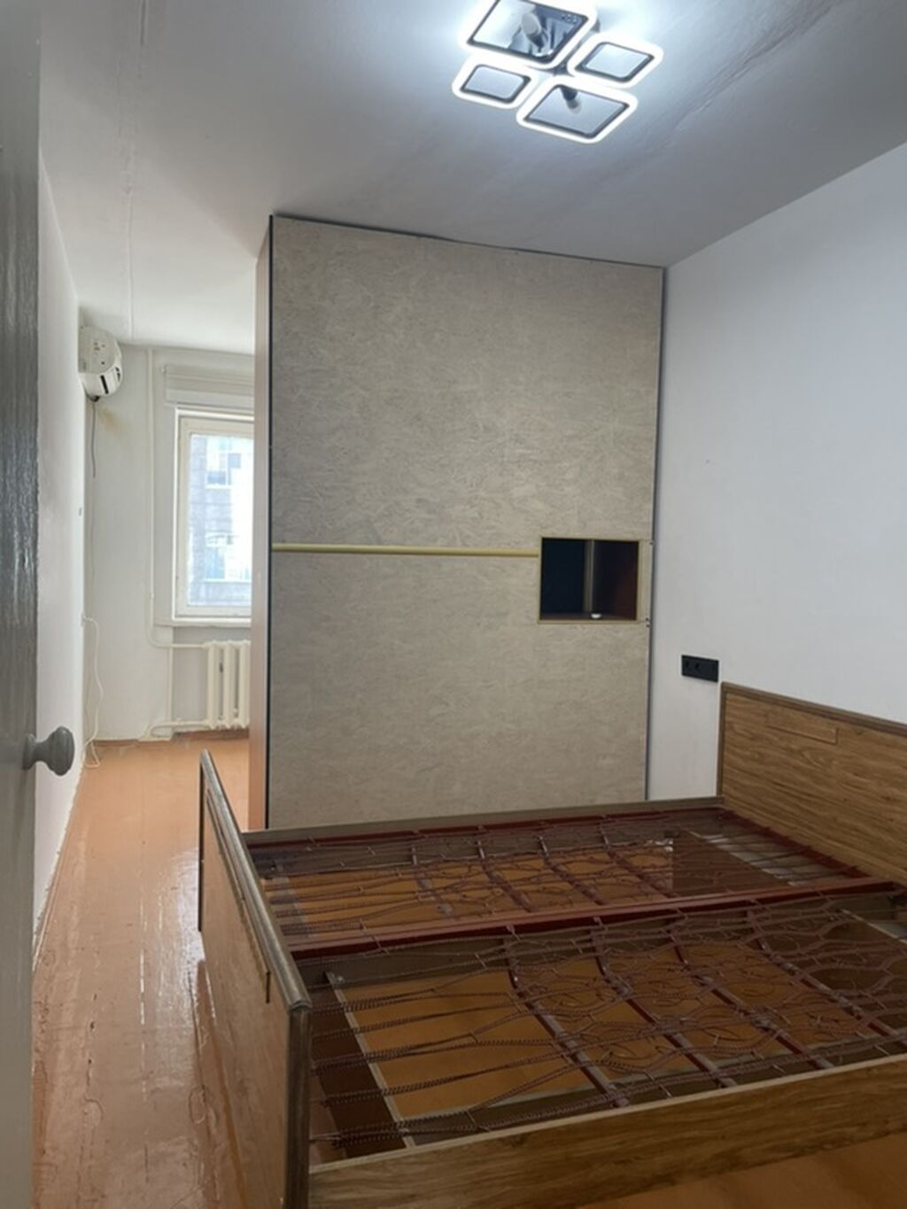 2-хкомн квартира, этаж 4 из 5, не угловая, кирпичный дом, с мебелью: фото 2