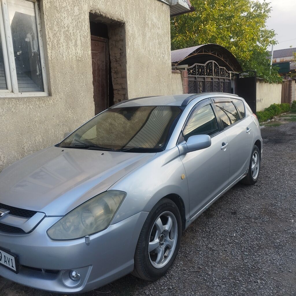 Toyota Caldina: 2003 г., 2 л, Автомат, Бензин, Универсал: фото 2