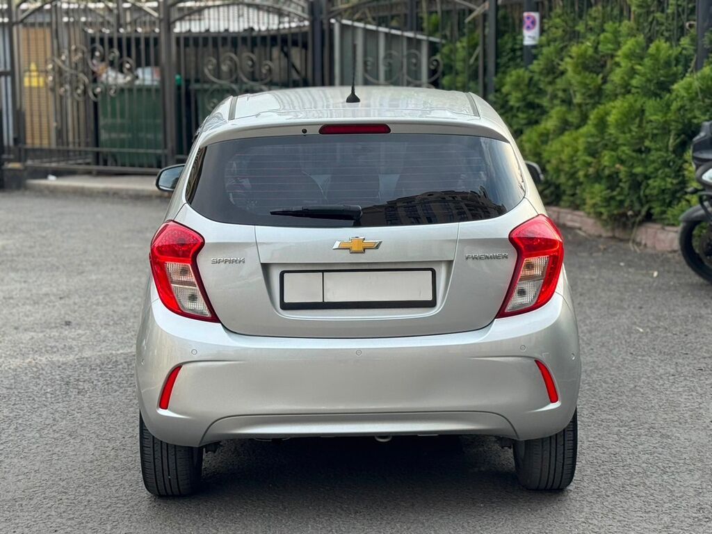 Chevrolet Spark: 2019 г., 1 л, Автомат, Бензин, Хэтчбэк: фото 5