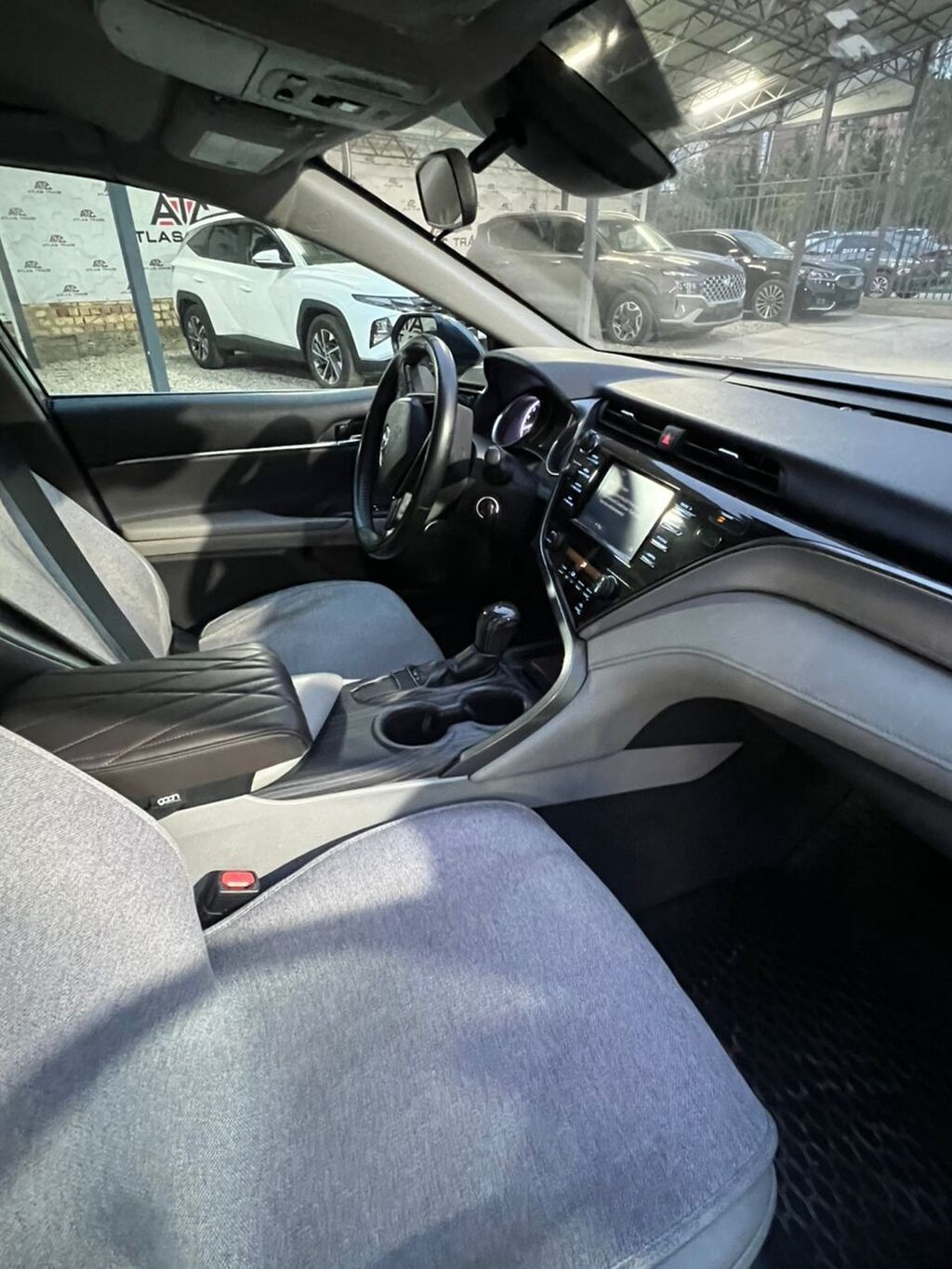 Toyota Camry: 2019 г., 2.5 л, Автомат, Бензин, Седан: фото 7