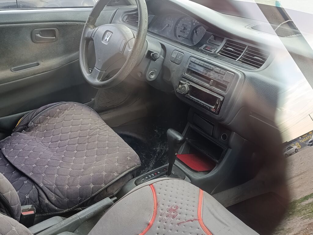 Honda Civic: 1995 г., 1.5 л, Автомат, Бензин, Седан: фото 6