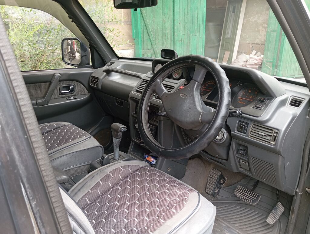 Mitsubishi Pajero: 1991 г., 2.5 л, Автомат, Дизель, Внедорожник: фото 4