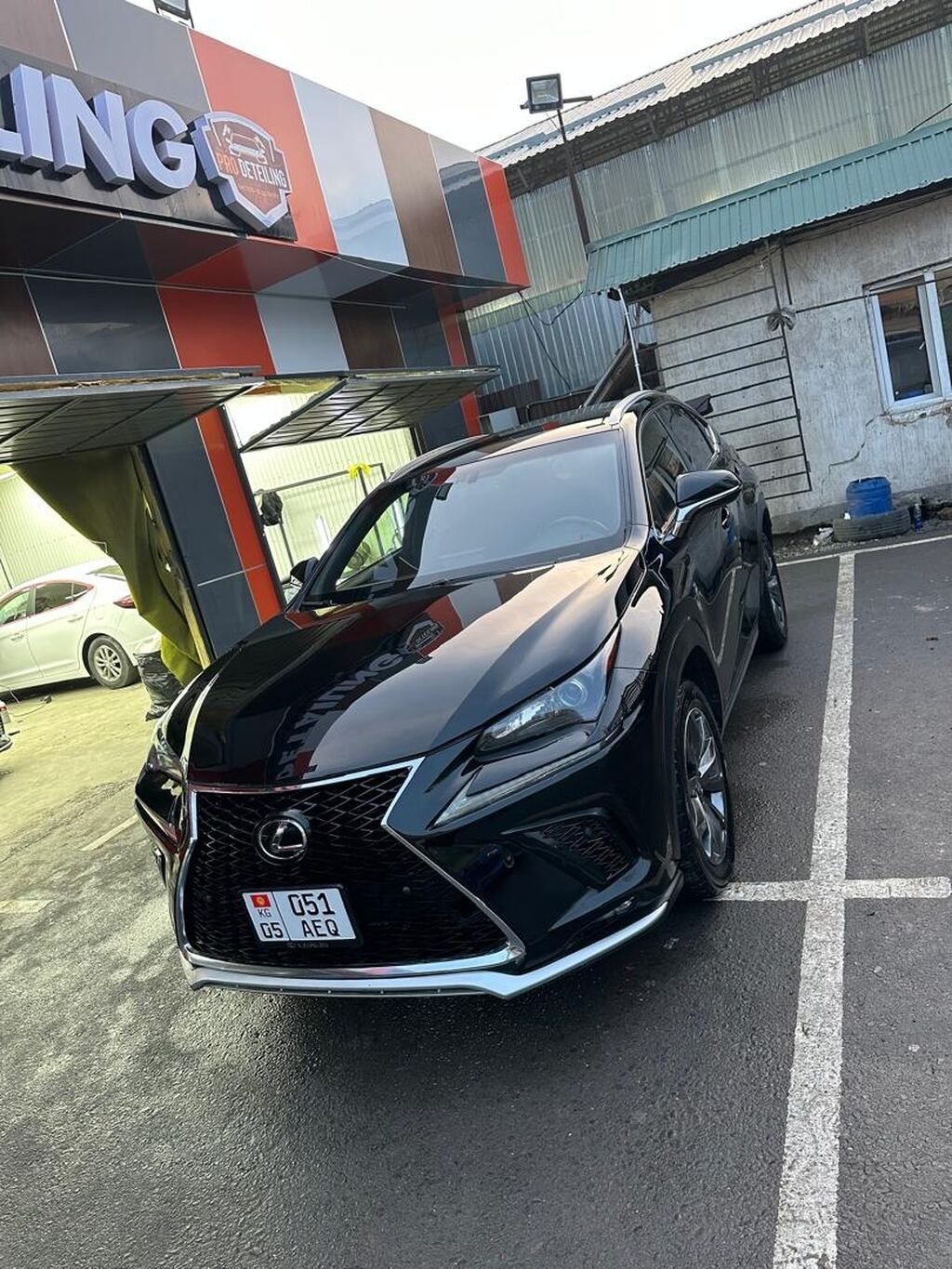 Lexus NX: 2017 г., Кроссовер: фото 2