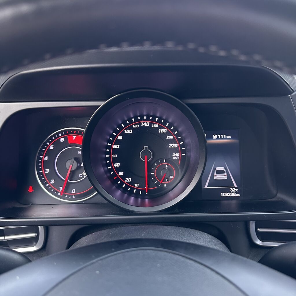 Hyundai Avante: 2021 г., 1.6 л, Автомат, Бензин: фото 8