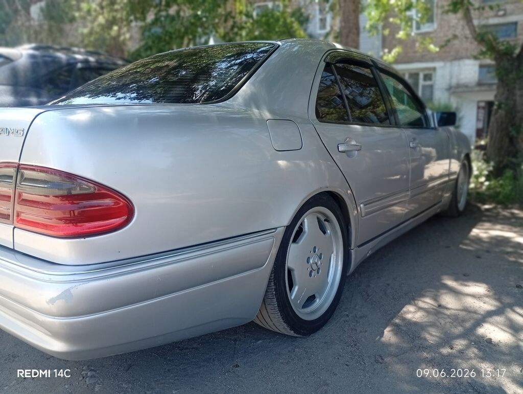 Mercedes-Benz E-Class: 1996 г., 3.2 л, Автомат, Бензин, Седан: фото 6