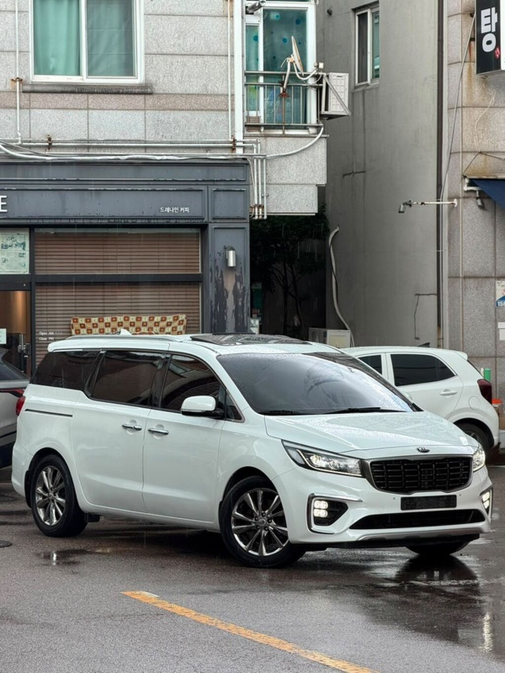Kia Carnival: 2019 г., 2.2 л, Автомат, Дизель, Минивэн: фото 5