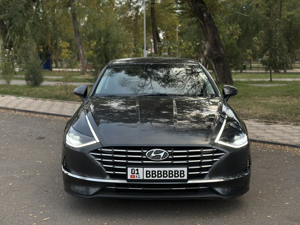 Hyundai Sonata: 2021 г., 2 л, Автомат, Гибрид, Седан: фото 1