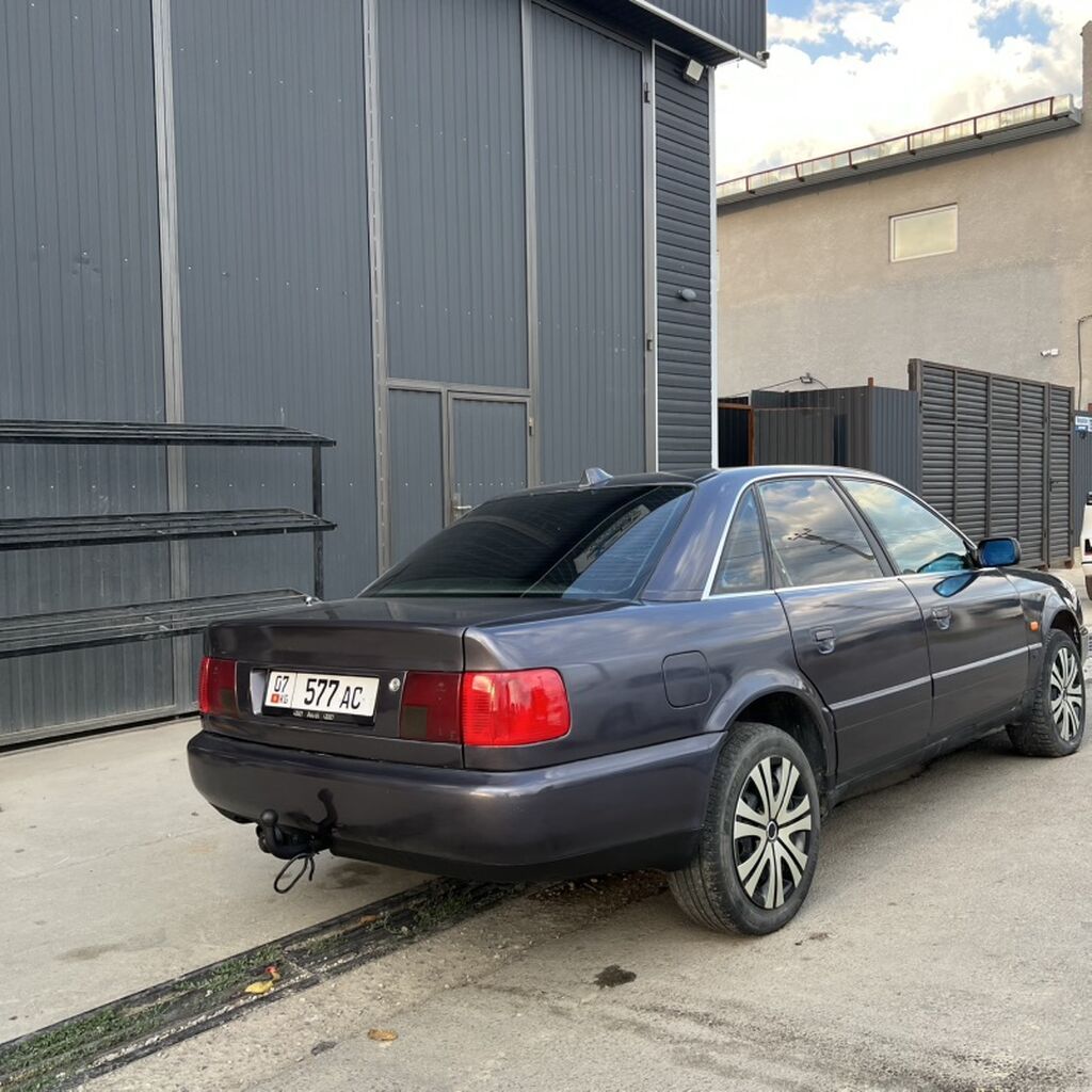 Audi A6: 1995 г., 2.6 л, Механика, Бензин, Седан: фото 5