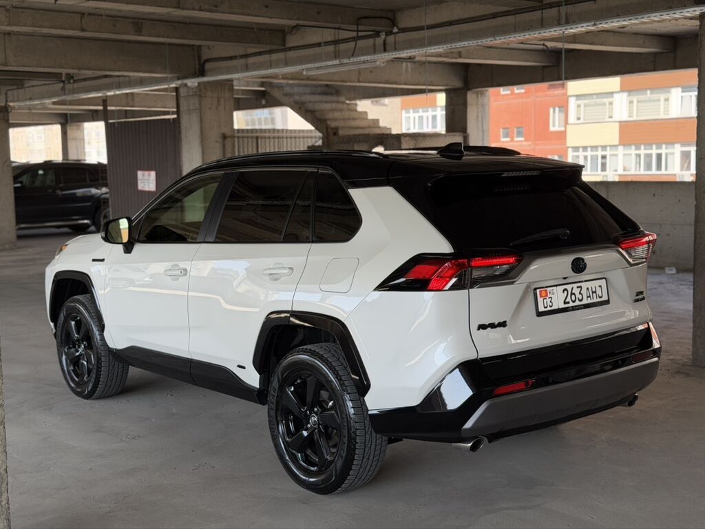 Toyota RAV4: 2019 г., 2.5 л, Вариатор, Гибрид, Кроссовер: фото 5