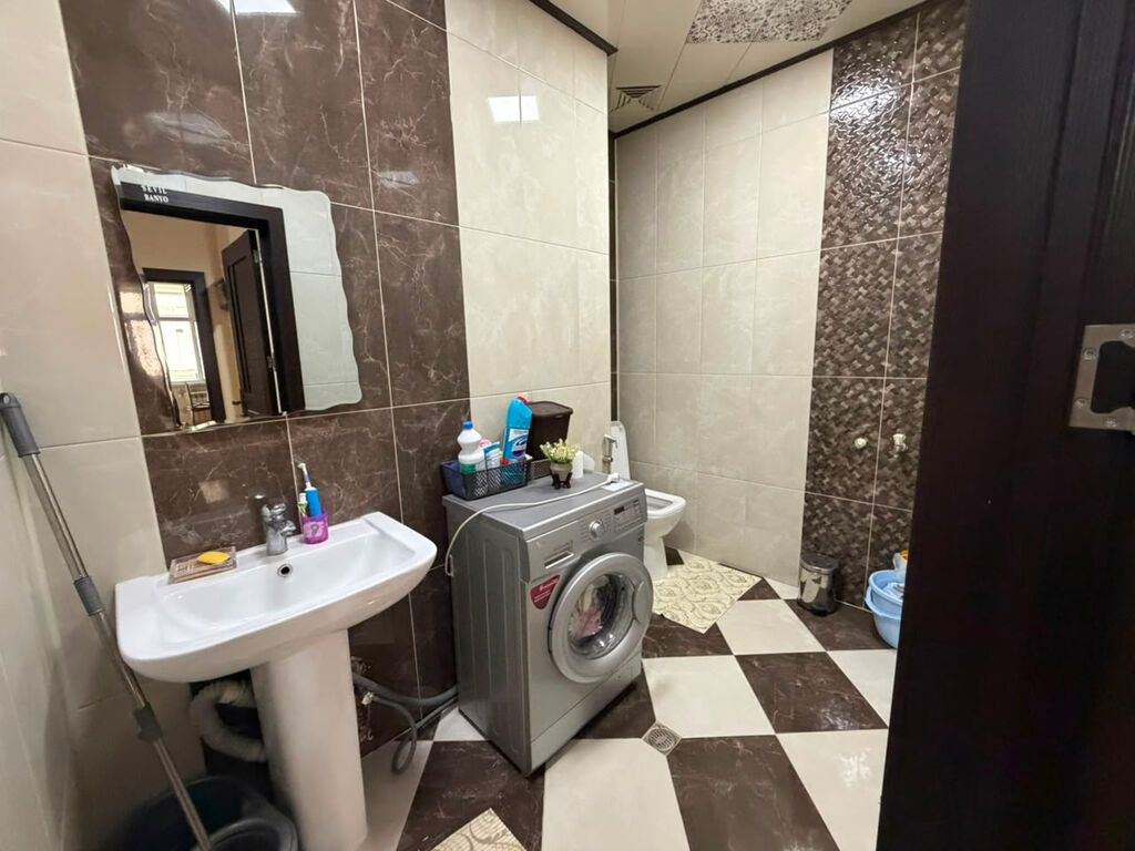 2 otaqlı, Yeni tikili, 107 kv. m