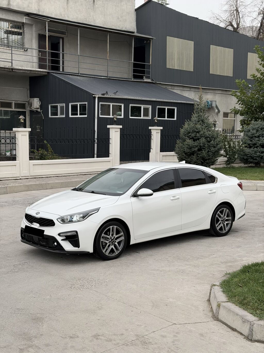 Kia K3: 2018 г., 1.6 л, Вариатор, Бензин, Седан: фото 2