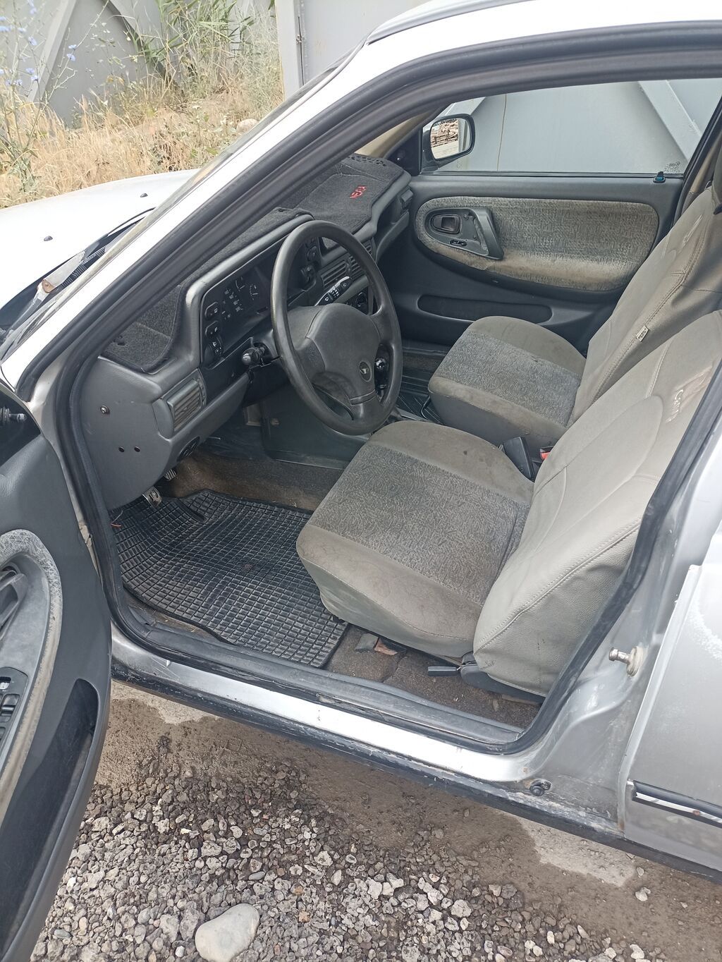 Daewoo Nexia: 2003 г., 1.5 л, Механика, Бензин, Седан: фото 6