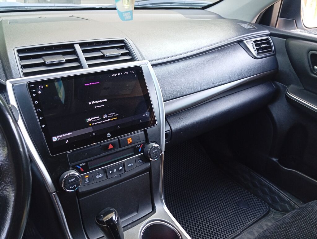 Toyota Camry: 2017 г., Автомат, Бензин, Седан: фото 6