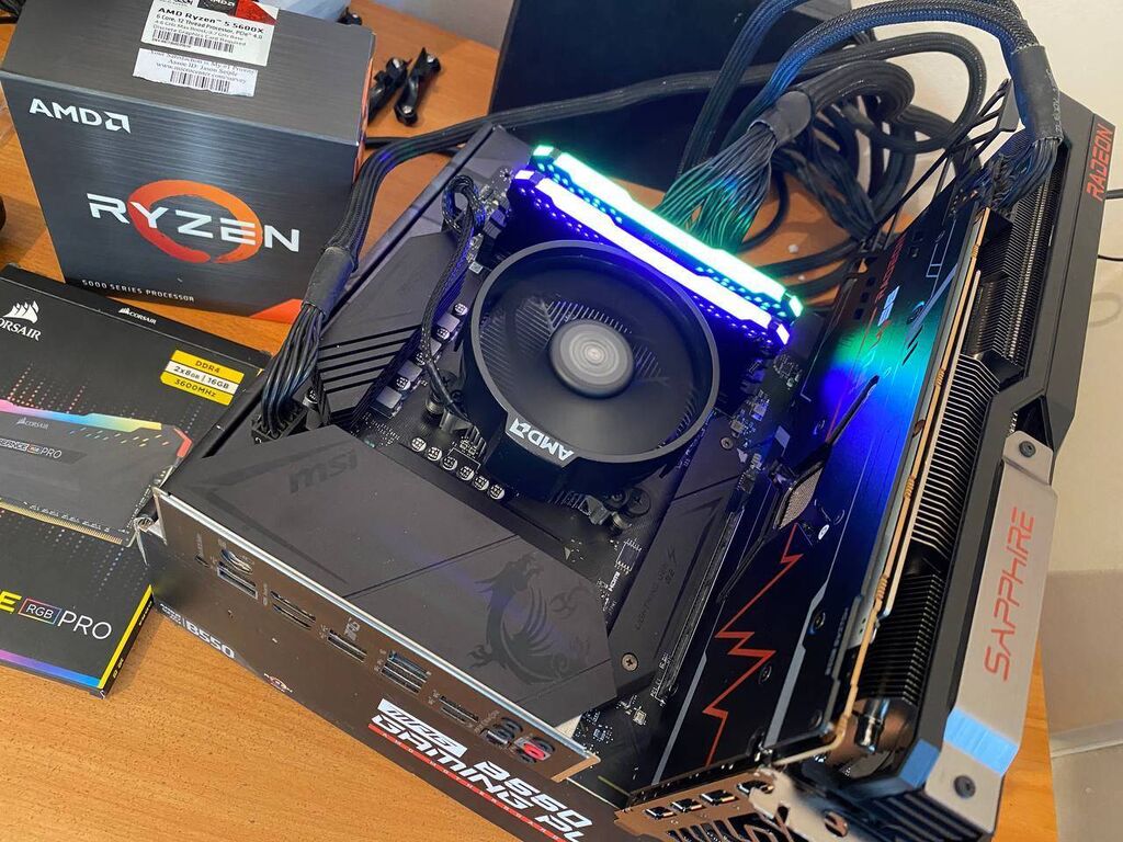 Rx 6800 xt. АМД Ryzen 5 5600x фото. AMD Ryzen 5600x фото со всех сторон.