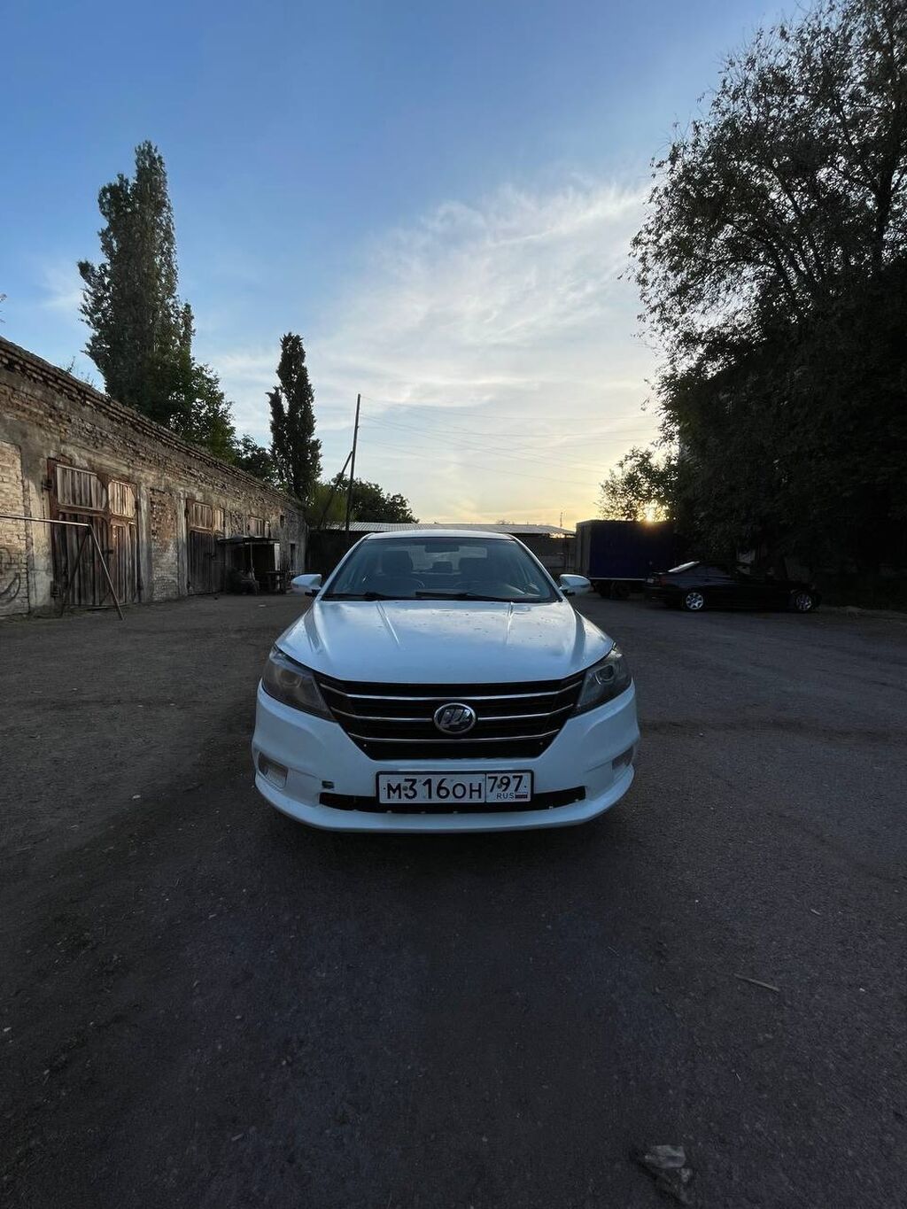 LIFAN Solano: 2017 г., 1.5 л, Механика, Бензин, Седан: фото 2