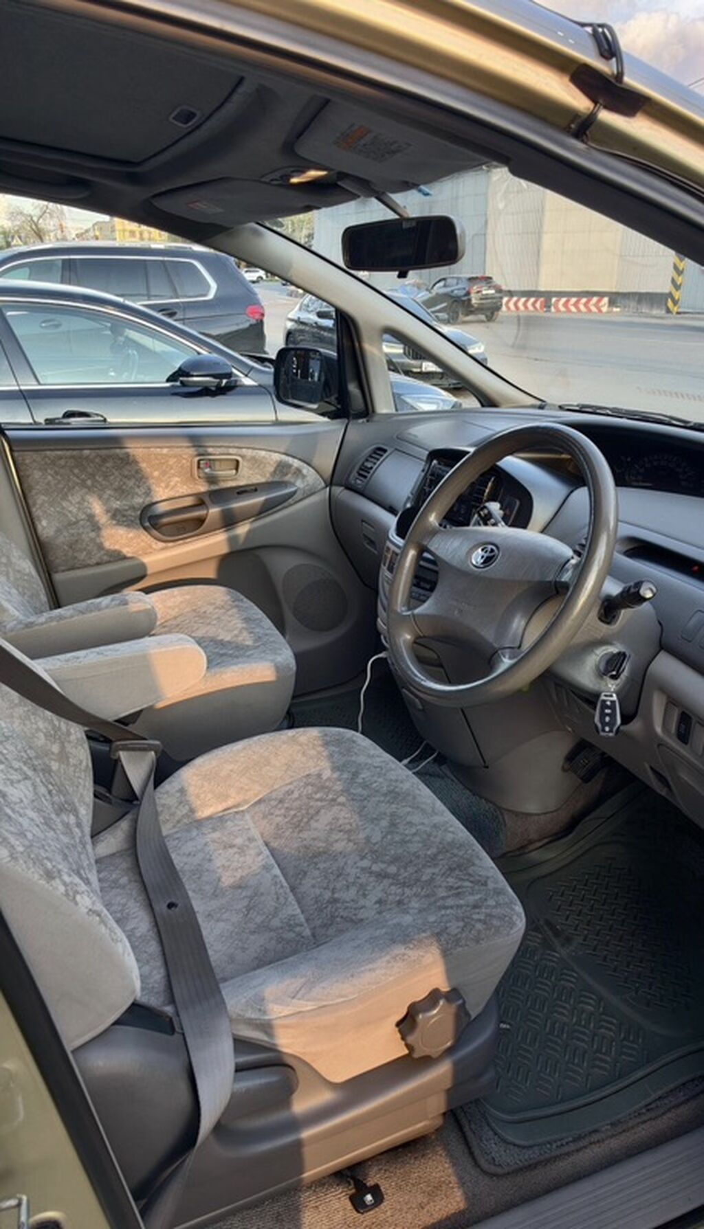 Toyota Estima: 2000 г., 3 л, Автомат, Бензин, Минивэн: фото 5