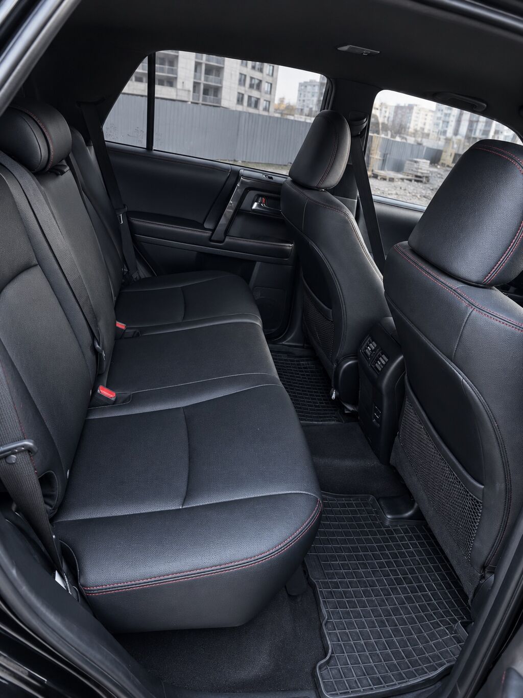 Toyota 4Runner: 2019 г., 4 л, Автомат, Бензин, Внедорожник: фото 8