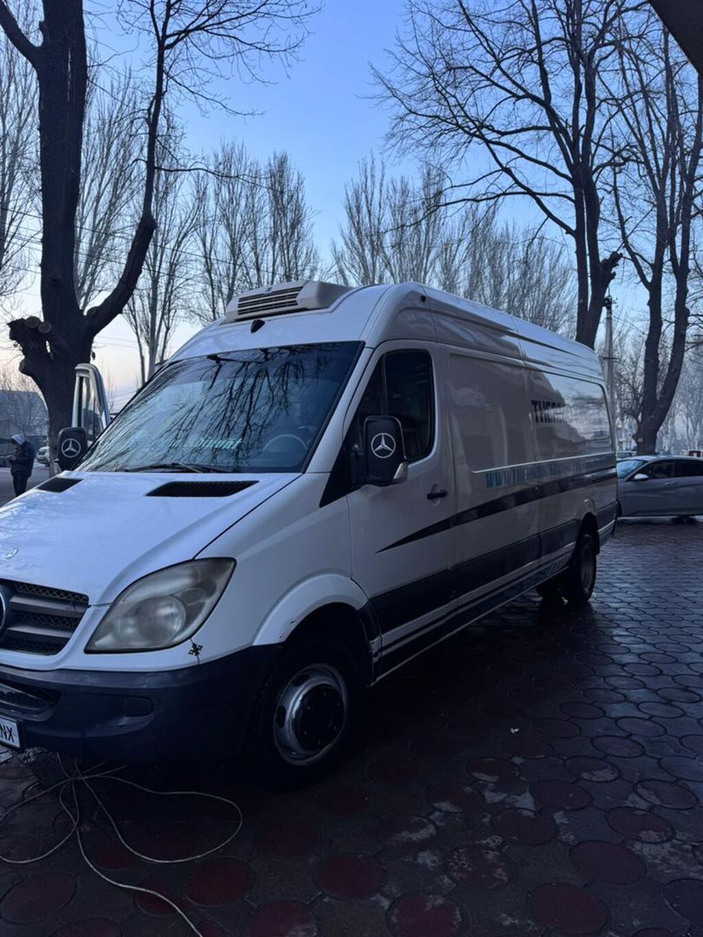 Mercedes-Benz Спринтер: 2009 г., 3 л, Механика, Бензин, Бус: фото 7
