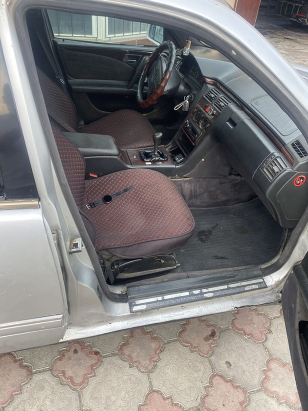 Mercedes-Benz E-Class: 1996 г., 2.3 л, Механика, Бензин, Седан: фото 6