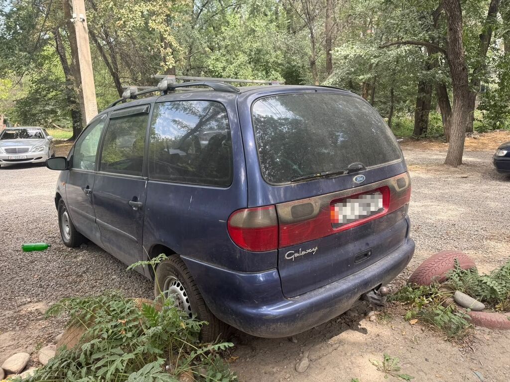 Ford Galaxy: 1999 г., 2.3 л, Механика, Бензин, Минивэн: фото 4