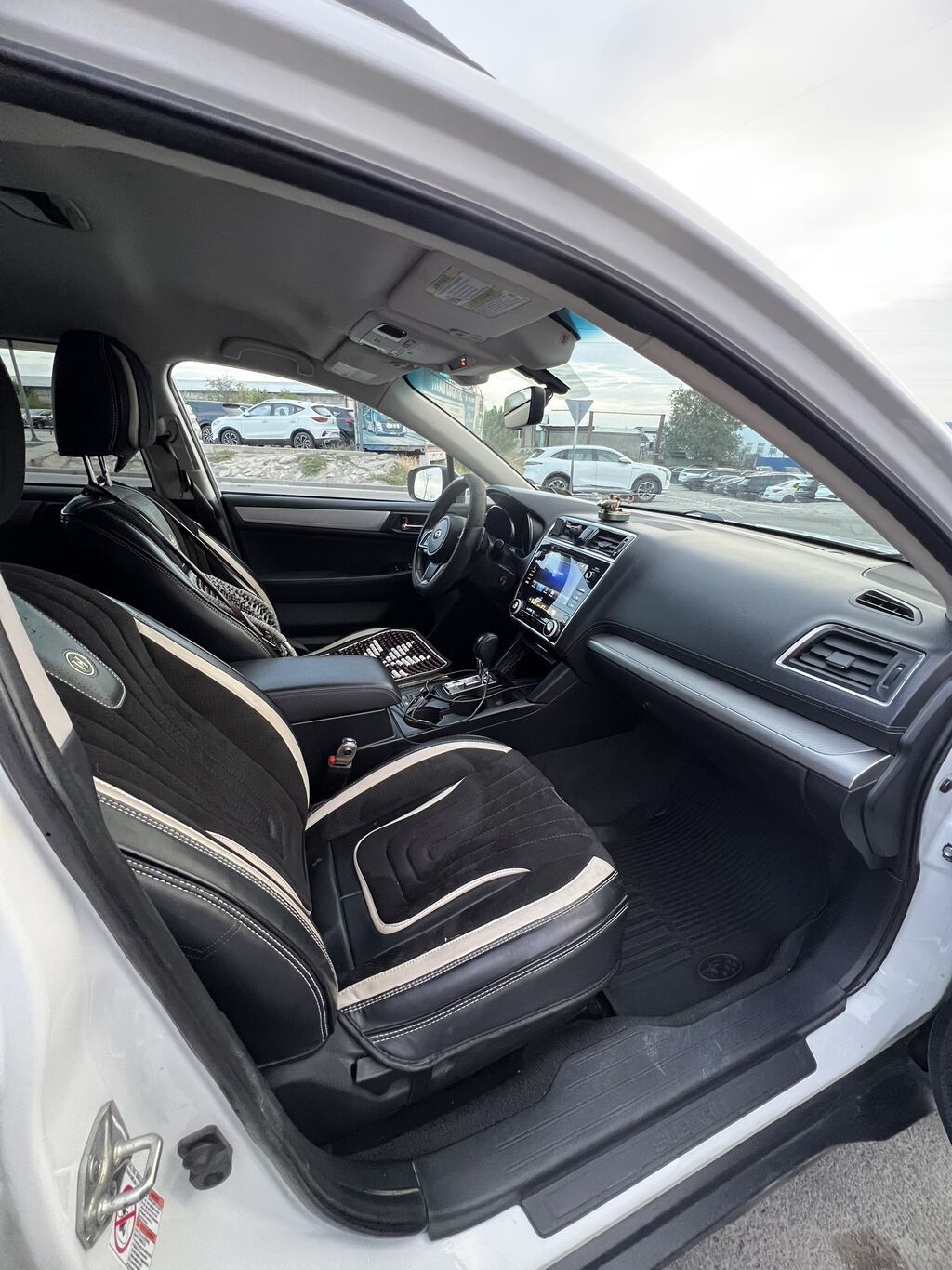 Subaru Outback: 2018 г., 2.5 л, Бензин, Универсал: фото 8