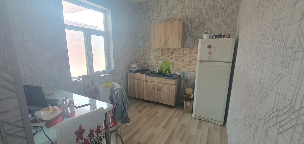 5 otaqlı, 160 kv. m, Yeni təmirli