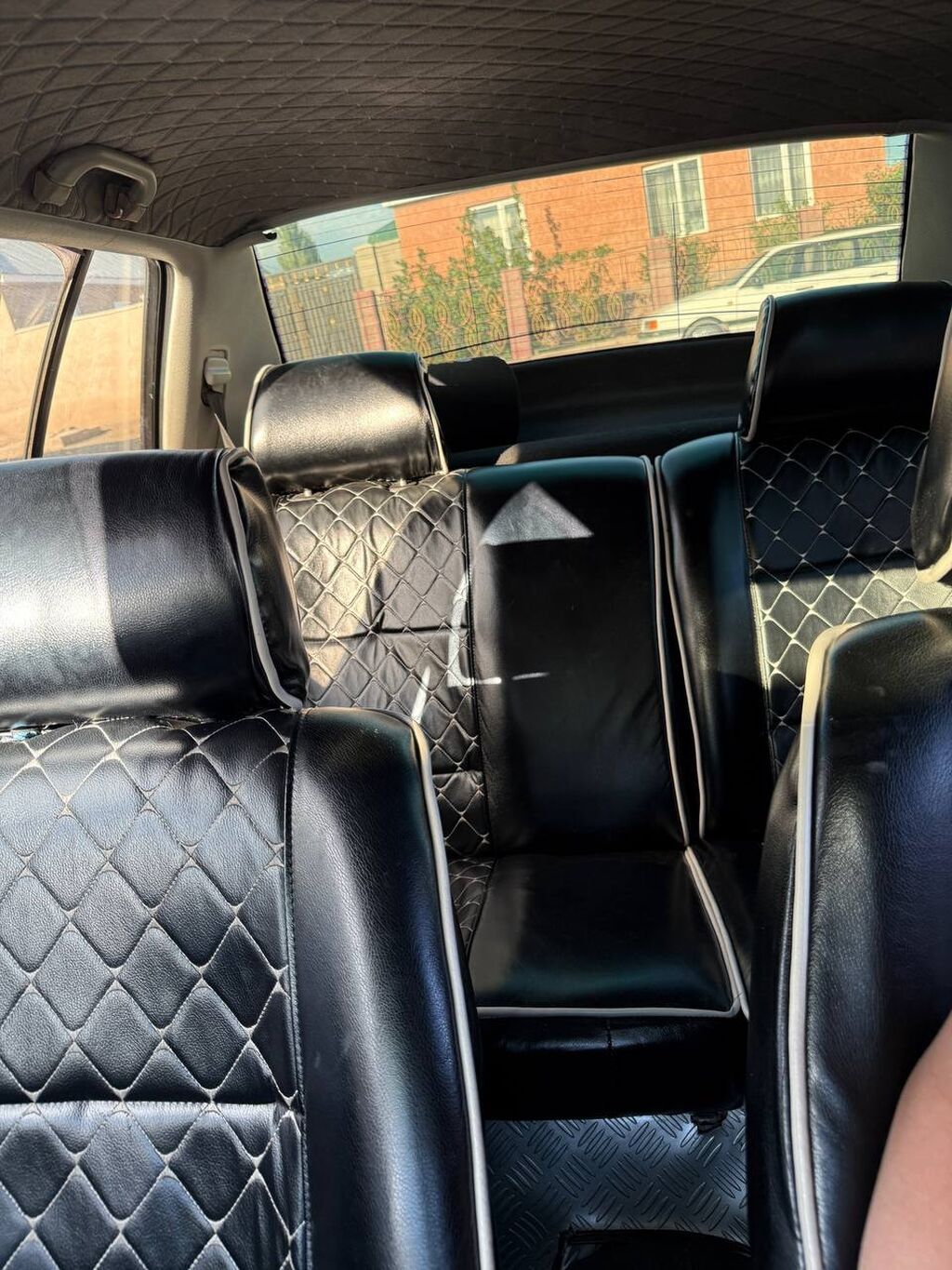 Volkswagen Vento: 1992 г., 1.8 л, Механика, Бензин, Седан: фото 5