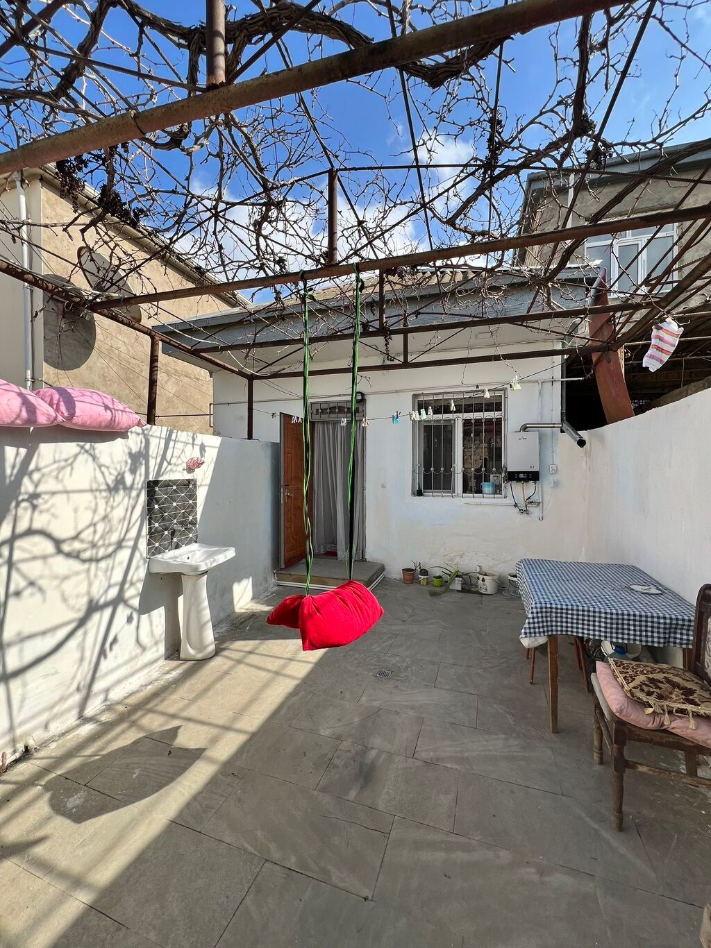 Binəqədi qəs. 2 otaqlı, 60 kv. m, Orta təmir