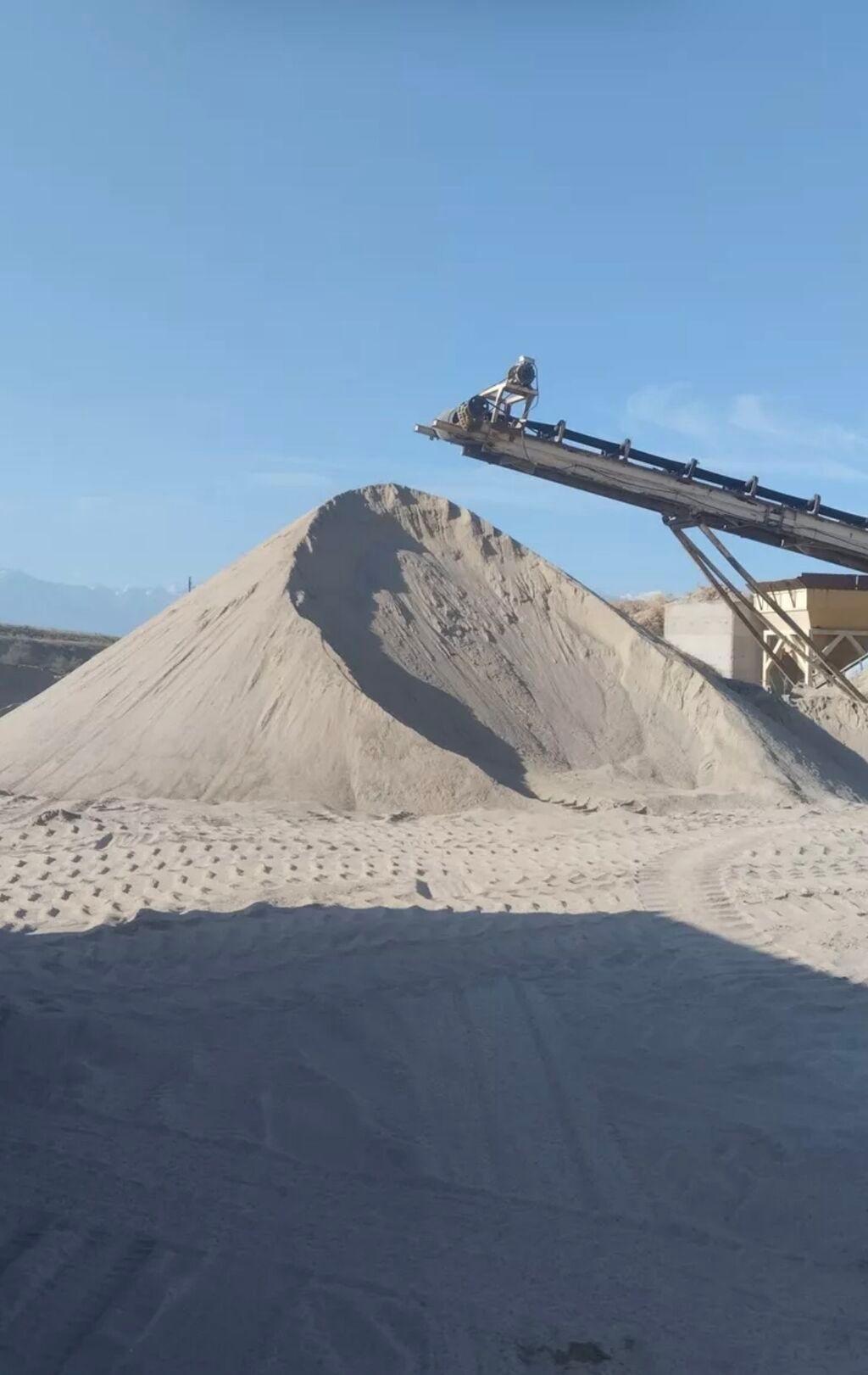 Песок, Ивановский карьер, В тоннах, Камаз, Зил, Портер: фото 2