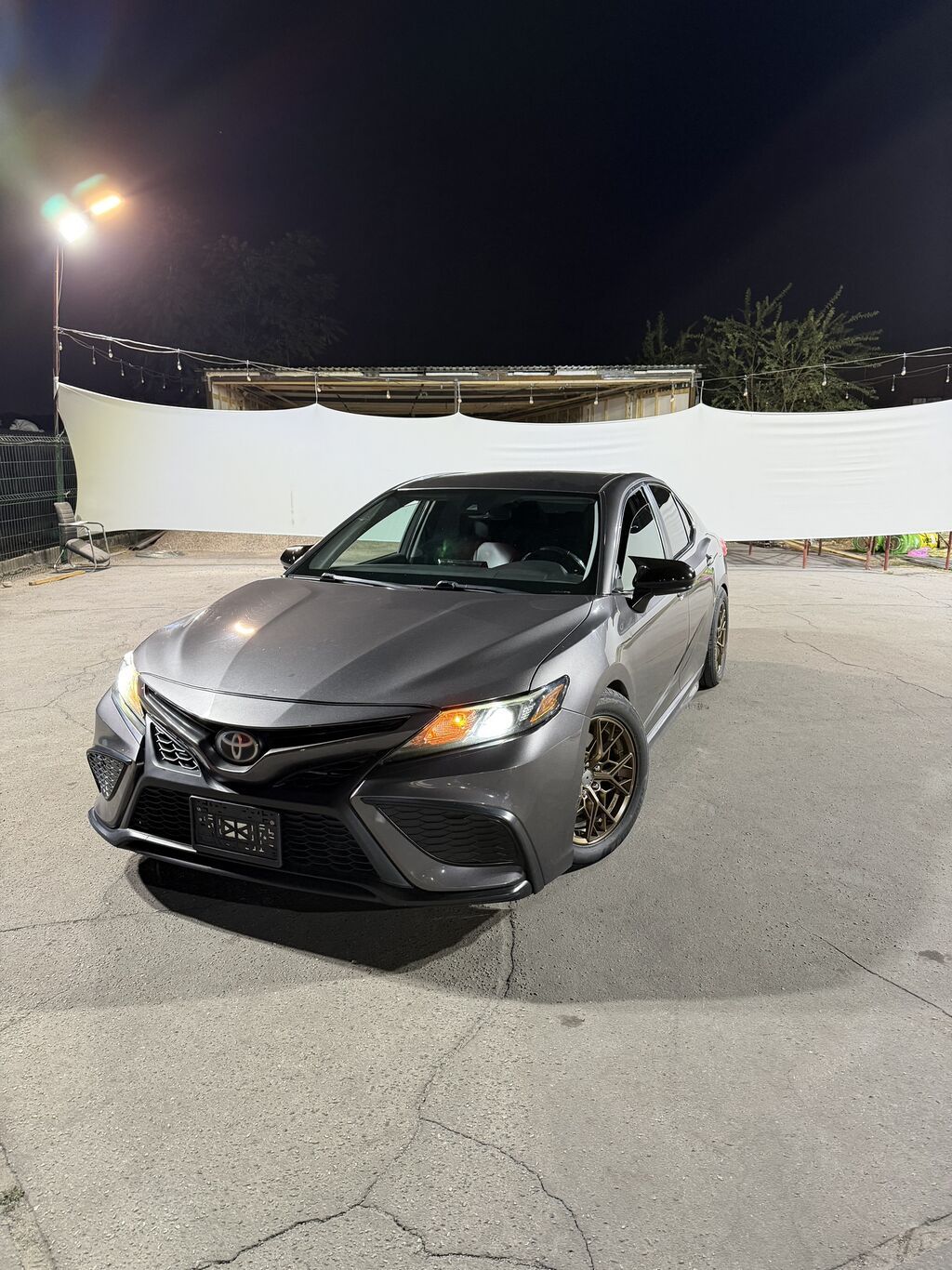 Toyota Camry: 2021 г., 2.5 л, Автомат, Бензин, Седан: фото 4