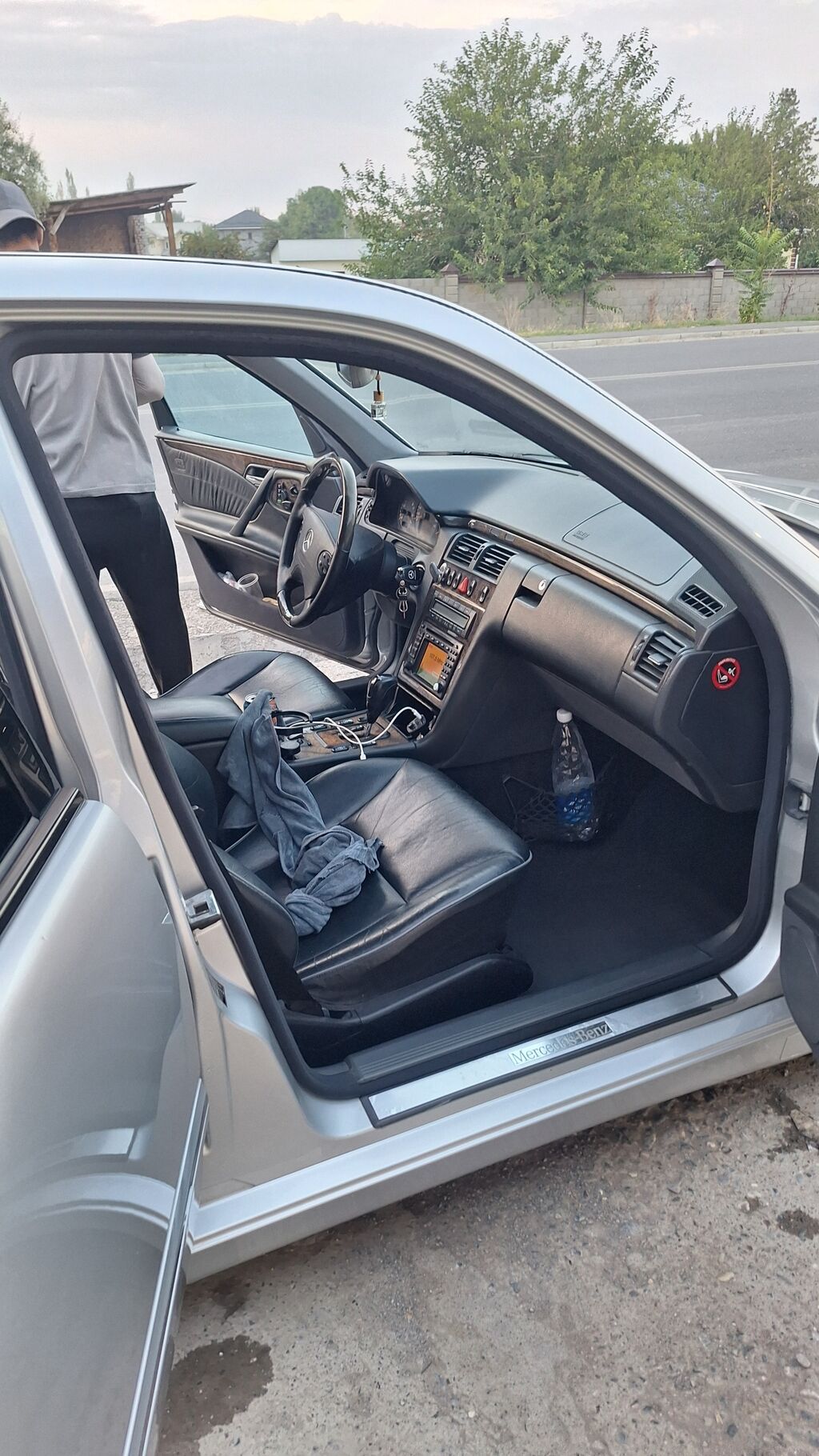 Mercedes-Benz E-Class: 2001 г., 3.2 л, Автомат, Бензин, Седан: фото 8