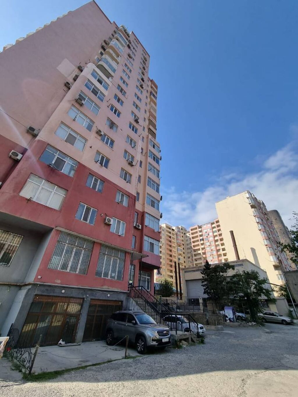 28 kv. m, 4 * 7 * 3 Daş Su