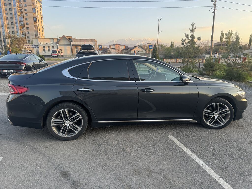 Hyundai Grandeur: 2018 г., 3 л, Автомат, Газ: фото 6