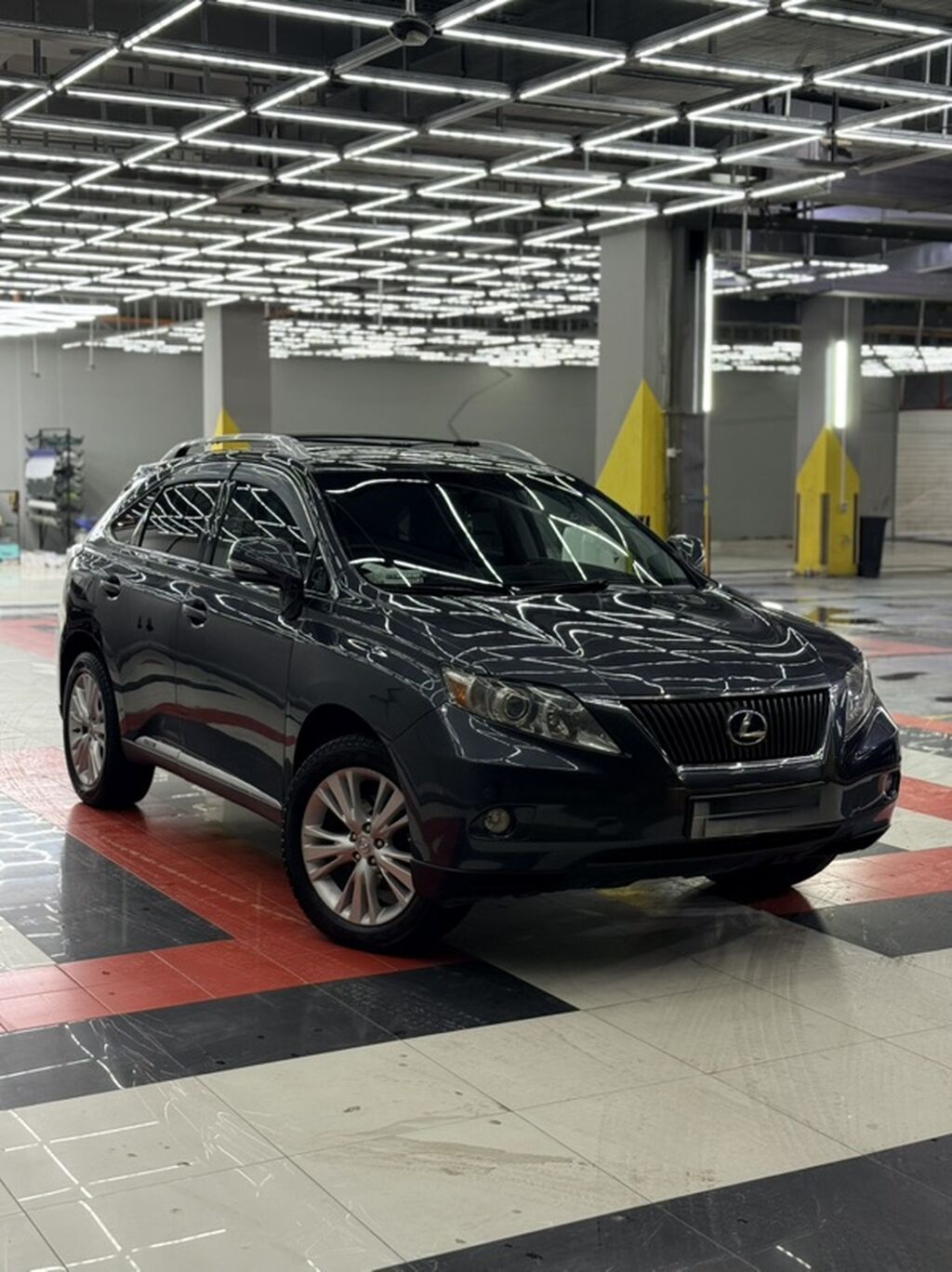 Lexus RX: 2010 г., 3.5 л, Вариатор, Гибрид, Кроссовер: фото 2