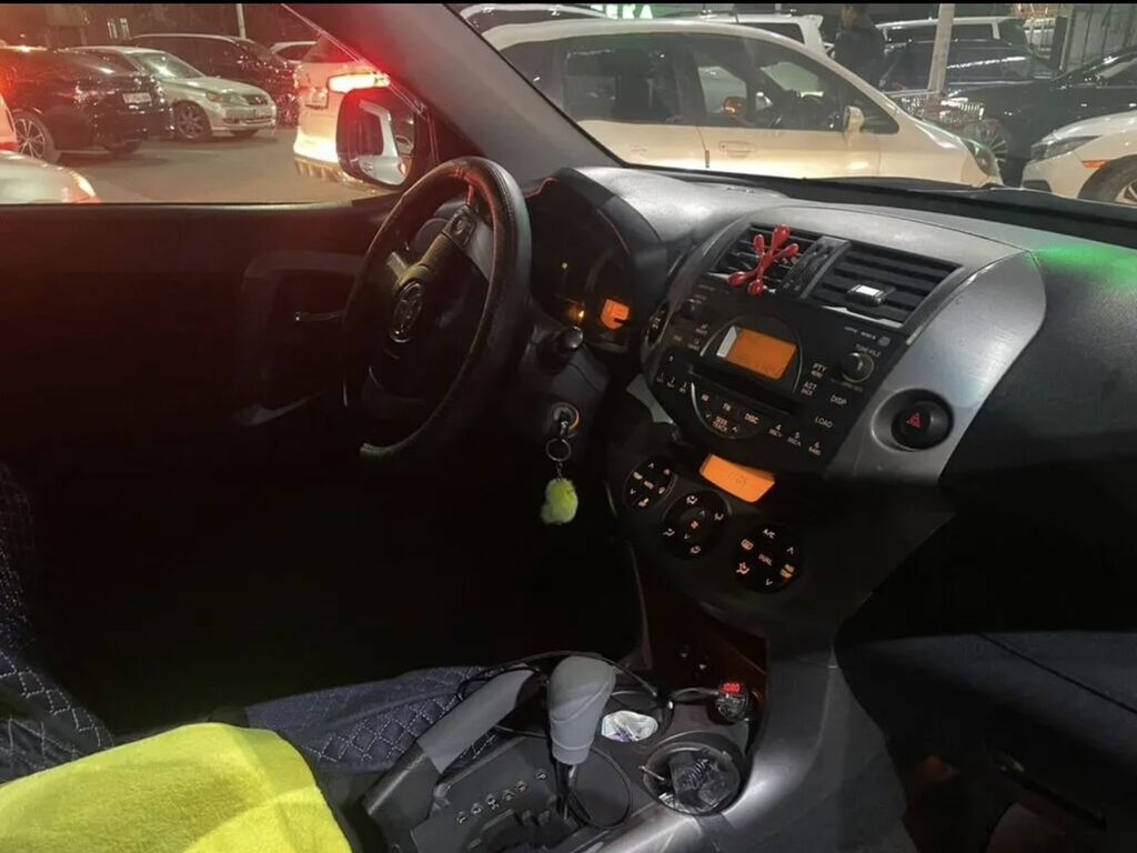 Toyota RAV4: 2008 г., 2 л, Автомат, Бензин, Кроссовер: фото 6