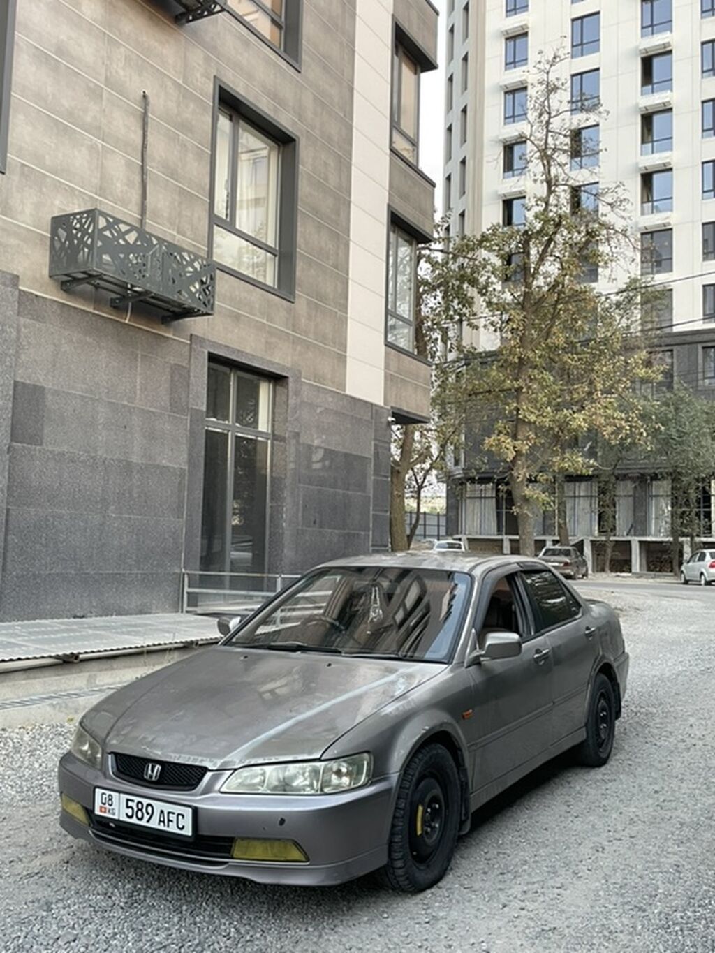 Honda Accord: 2001 г., 2 л, Автомат, Бензин, Седан: фото 2