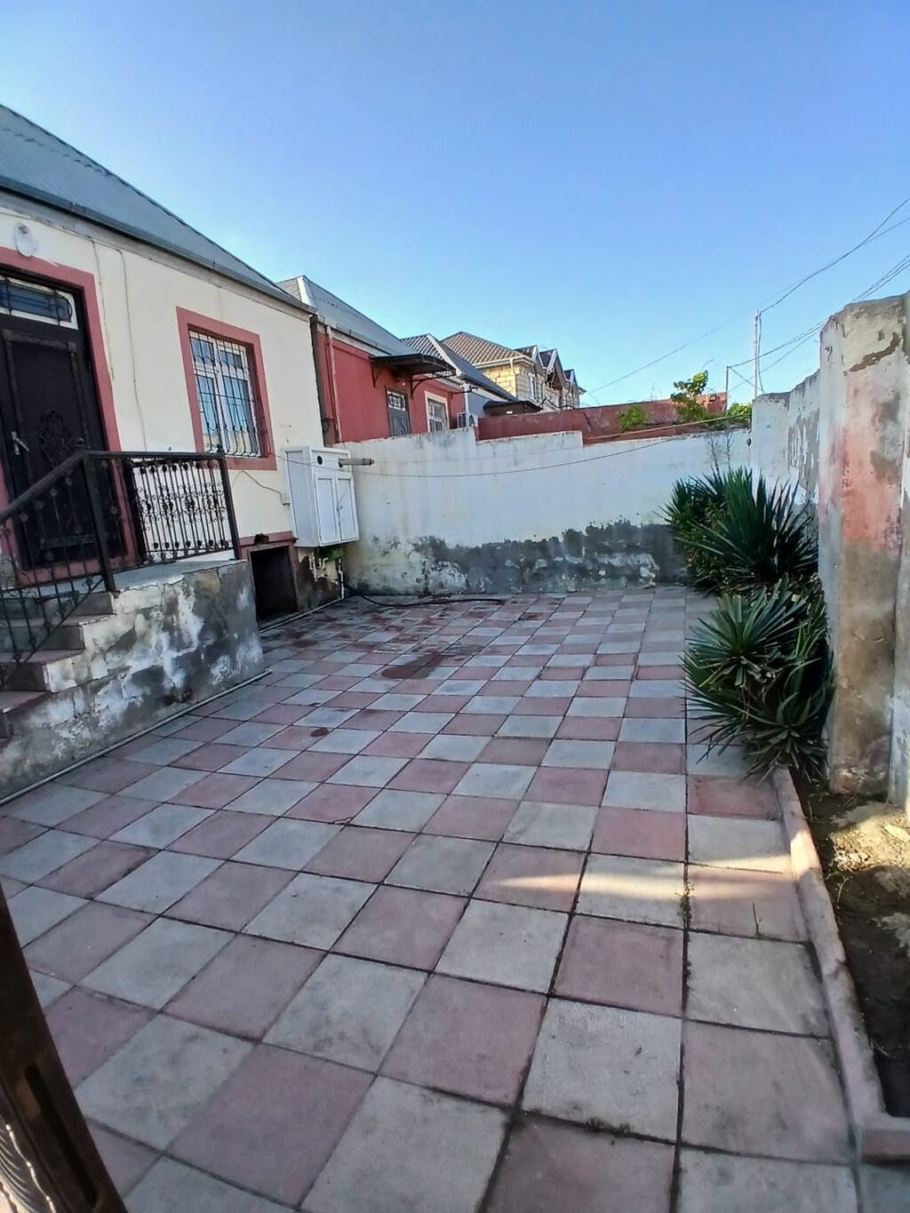 Avtovağzalda 3 otaqlı həyət evi satılır, 55 m², 68 000 AZN, şəkil 2 / 12