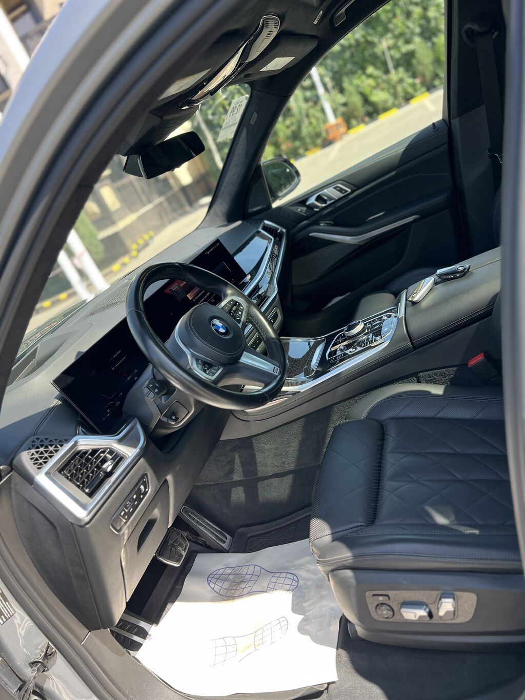 BMW X7: 2022 г., 3 л, Автомат, Бензин, Кроссовер: фото 8