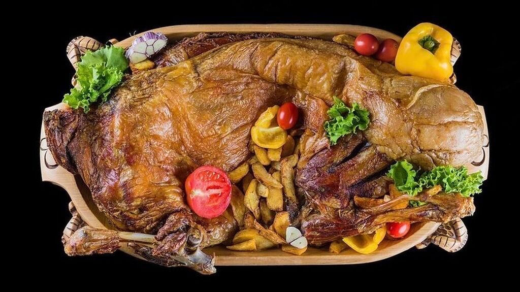 Таш Кордо ( Козу Гриль ) Жаш козунун этинен жерге комулуп даяардалган — фото 4