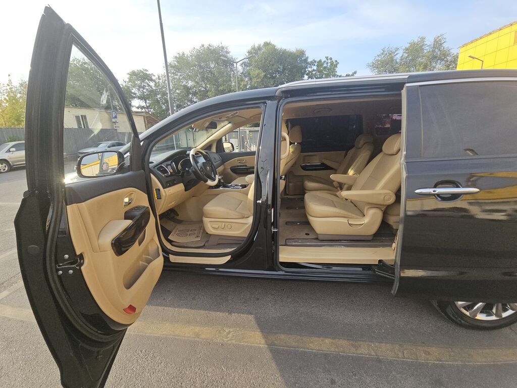 Kia Carnival: 2019 г., 2.2 л, Автомат, Дизель, Минивэн: фото 6