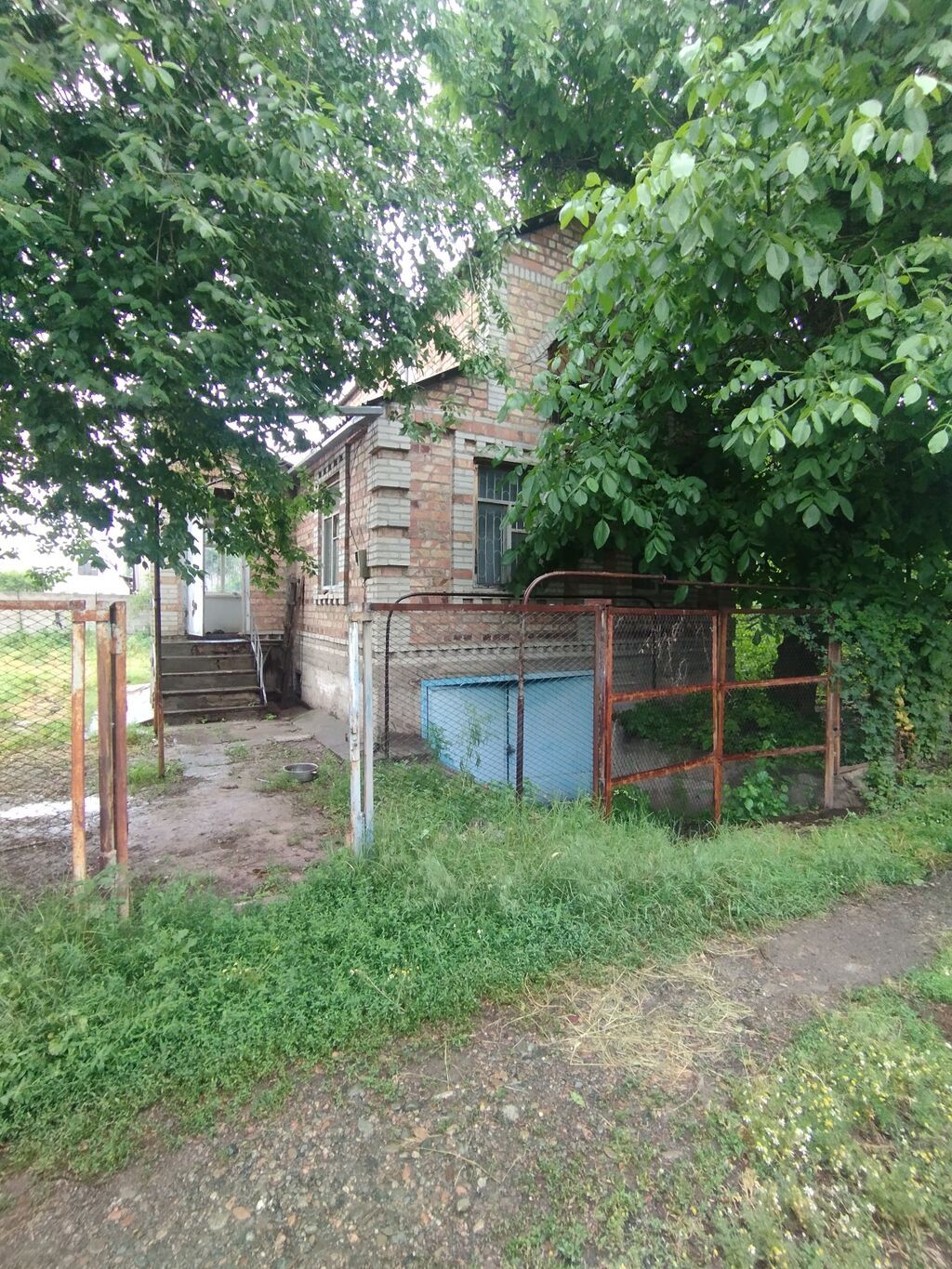 Сдается дом, в село Луч рядом с новым Ошским рынком. Основные