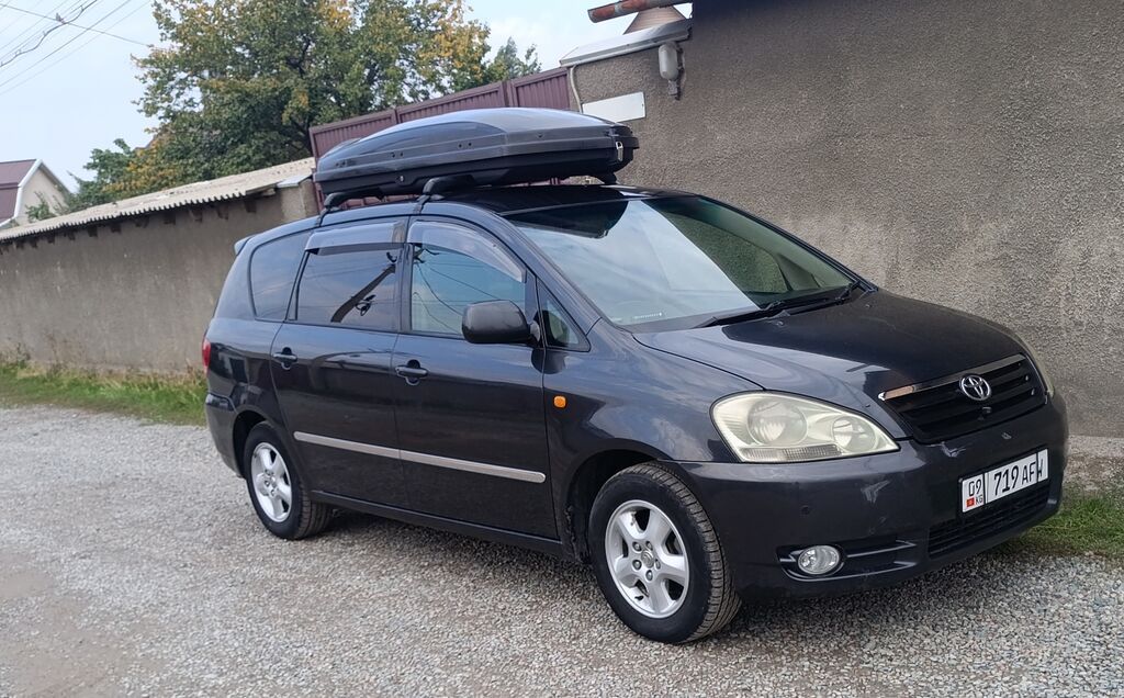 Toyota Ipsum, 2003 г., 2.4 л, автомат, газ, минивэн: фото 4