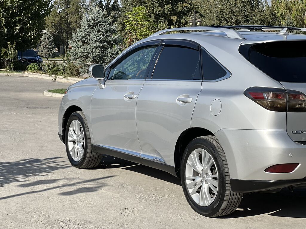Lexus RX: 2010 г., 3.5 л, Автомат, Гибрид, Кроссовер: фото 4