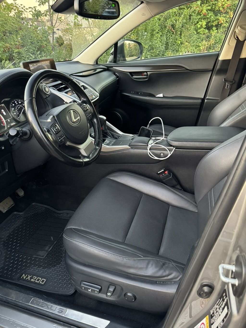 Lexus NX: 2019 г., 2 л, Автомат, Бензин, Кроссовер: фото 5