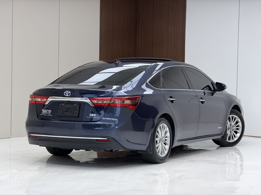 Toyota Avalon: 2018 г., 2.5 л, Автомат, Гибрид, Седан: фото 8