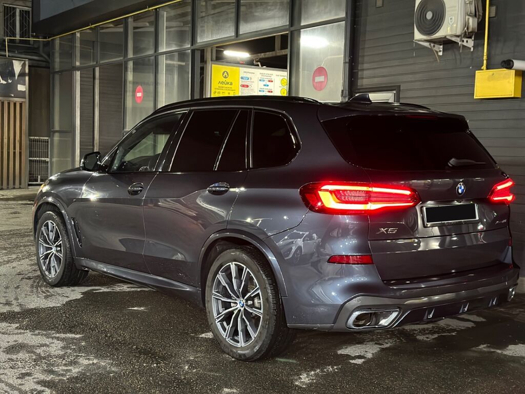 BMW X5 2019 г., 3 л, автомат, бензин: фото 6