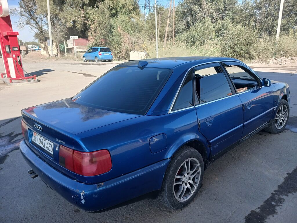 Audi A6: 1995 г., 2.6 л, Механика, Бензин, Седан: фото 3