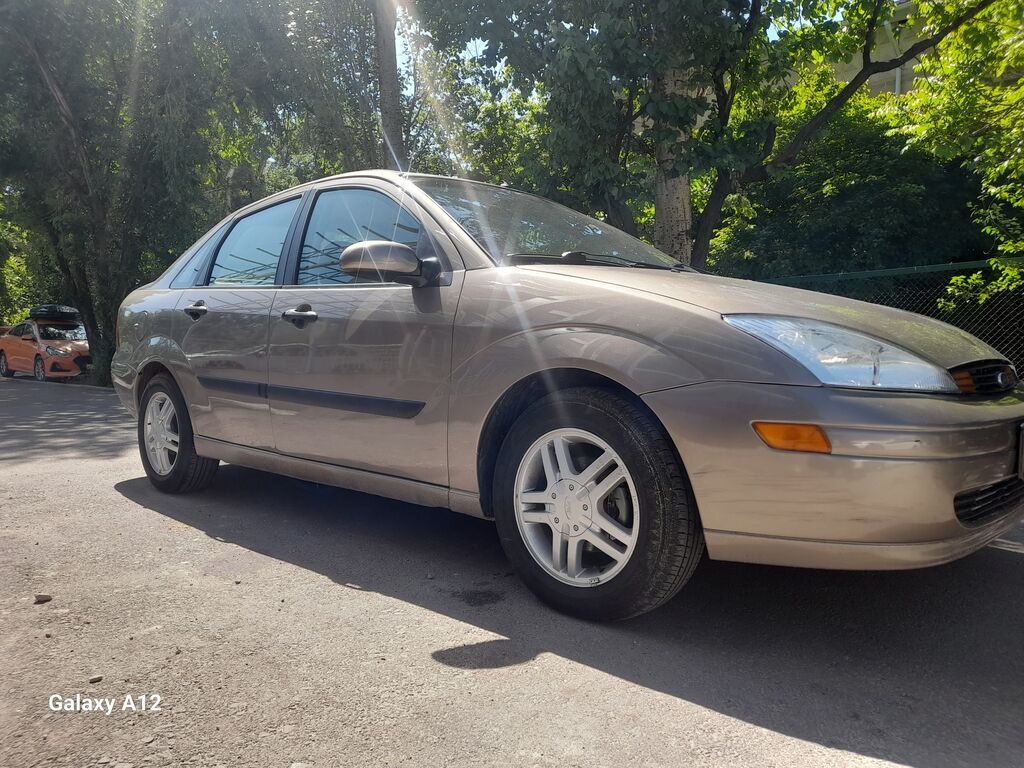 Ford Focus: 2003 г., 2 л, Автомат, Бензин, Седан: фото 4
