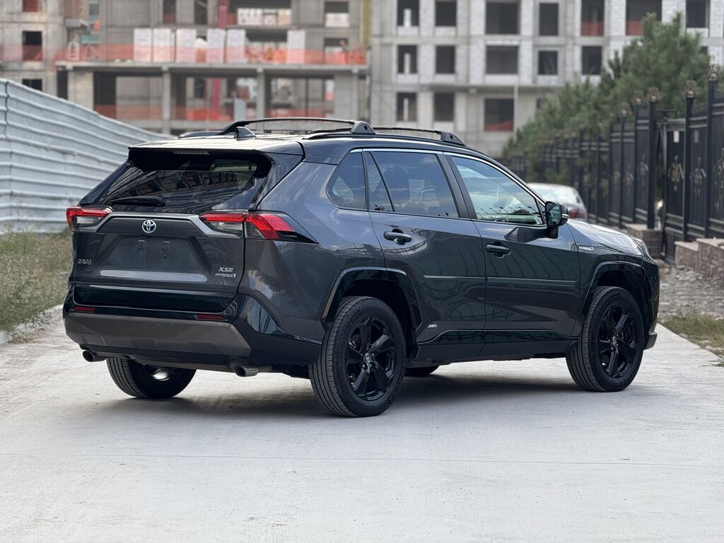 Toyota RAV4: 2020 г., 2.5 л, Автомат, Гибрид, Седан: фото 6